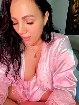 ReiyaRey's cam snapshot