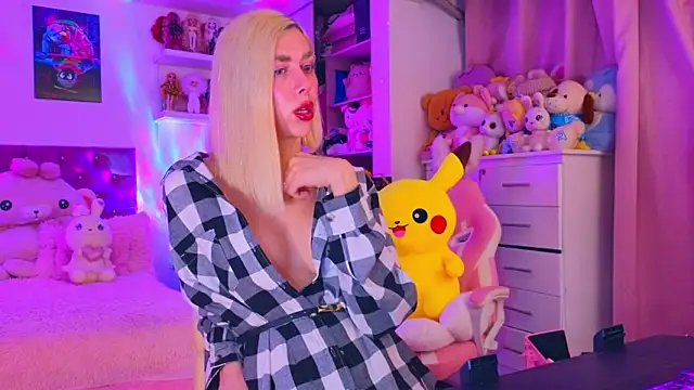 MadamBarbiee's cam snapshot