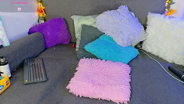 lunitaa0's cam snapshot