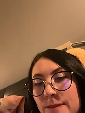 VALENORTIZ7's cam snapshot