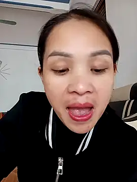 Mymyshow's cam snapshot