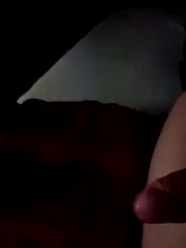 Kw8585kw's cam snapshot