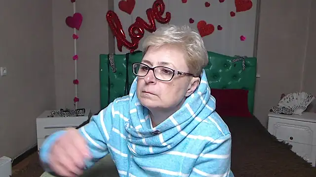 EmiliaGree's cam snapshot