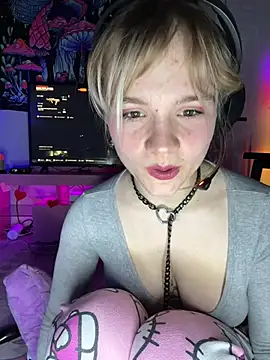 Cutiepiespanks live sex cam