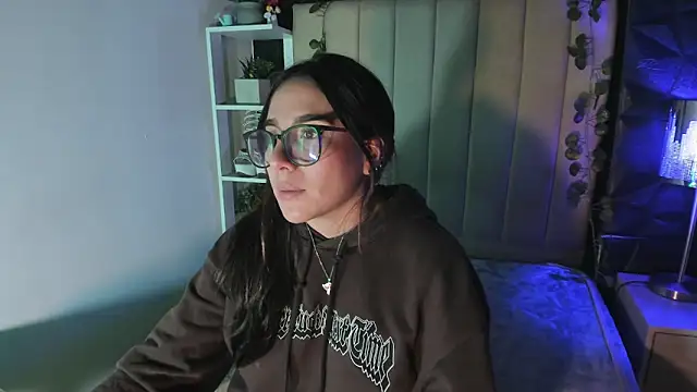 Bonnali_lune's cam snapshot