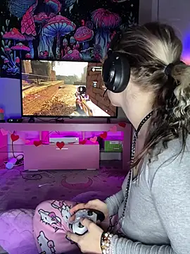 Cutiepiespanks live sex cam