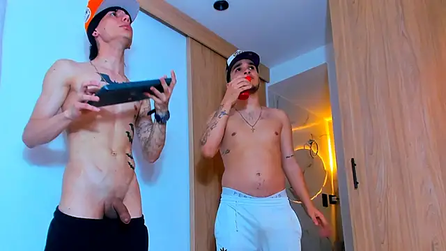 TheBatMansion live sex cam