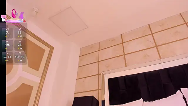 RoxyLior's cam snapshot