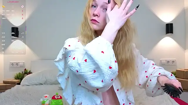 GhisllaineWestler's cam snapshot