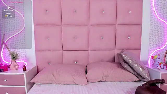 CAYLINCOLLINS's cam snapshot