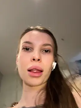 ElyseeXXX's cam snapshot