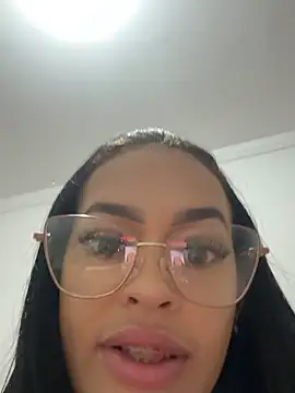 Lylyyy01's cam snapshot