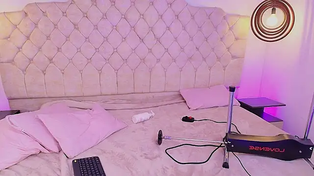 Sweet_1Angel's cam snapshot