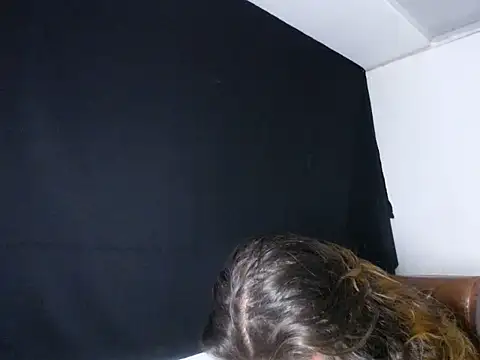 MilfCute_sex's cam snapshot