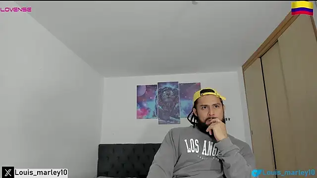 Louis_marley__ live sex cam