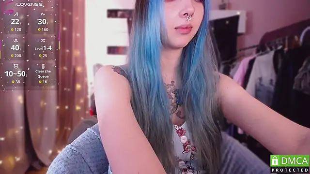 JustMeowGirl's cam snapshot