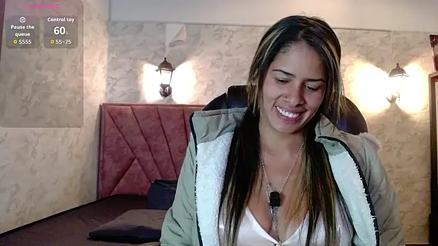 nairobi8's cam snapshot