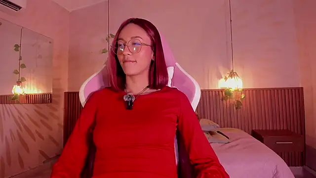 daphne_courtis's cam snapshot