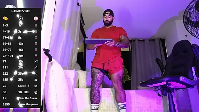 Max-prada live sex cam