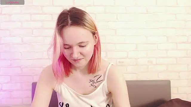 Ericha_Stone's cam snapshot