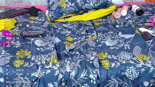 matureahomegirl's cam snapshot