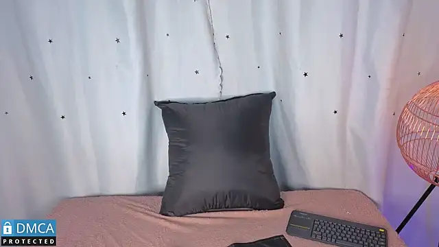 ahsly_Zam's cam snapshot