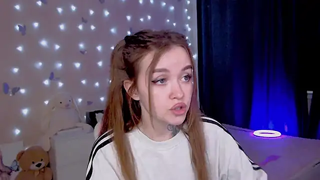 Naughty_Mable's cam snapshot