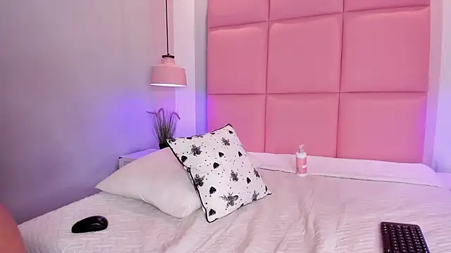 JulianaValencia's cam snapshot