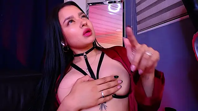 Emilyy05_'s cam snapshot