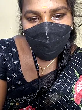 Tamil_flowergril's cam snapshot