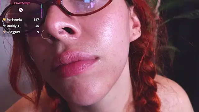 bri_von_dhara__'s cam snapshot