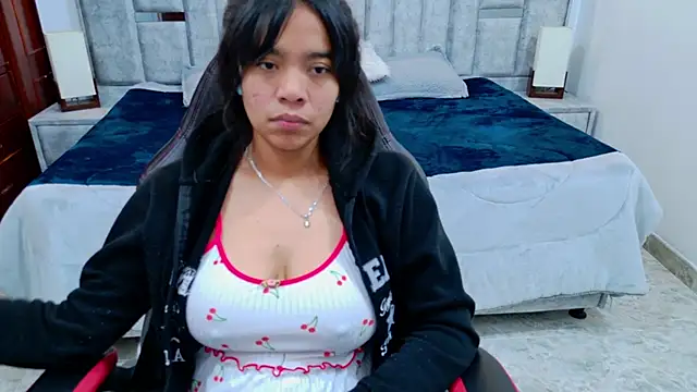 laureentt_'s cam snapshot