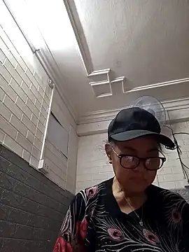 Hotestlove's cam snapshot