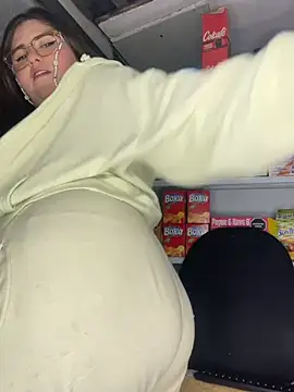 Kitty_Bms_'s cam snapshot