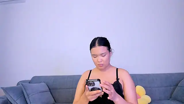 luna_yum's cam snapshot