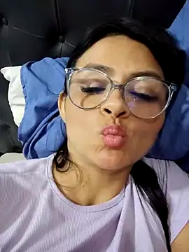 Linda_Lars's cam snapshot