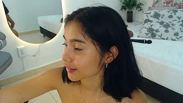 Milaa_Star_'s cam snapshot