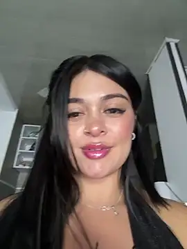 Saray_charmante's cam snapshot