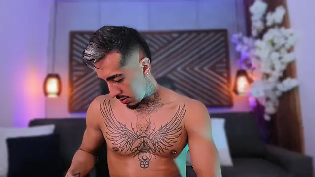 Donovan_Desmond live sex cam