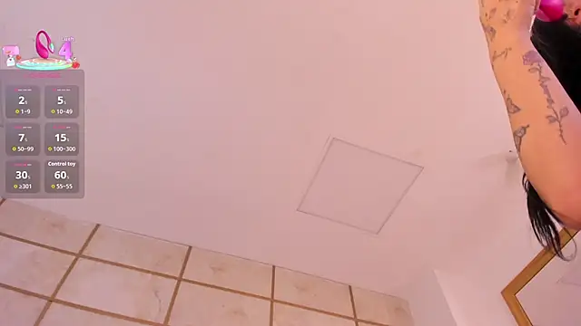 RoxyLior's cam snapshot