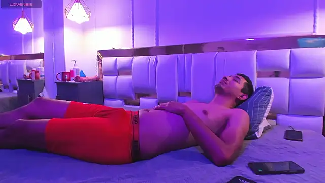 AlexandraMiller's cam snapshot