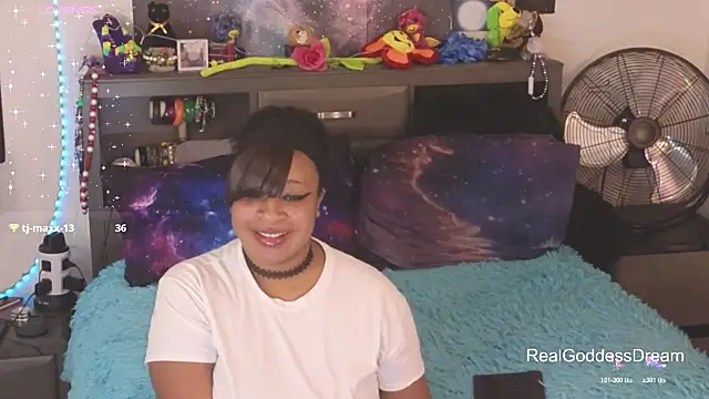 realgoddessdream's cam snapshot