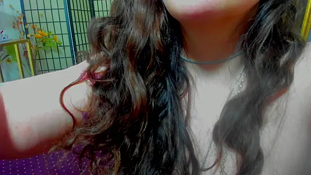 AishaRouhi live sex cam