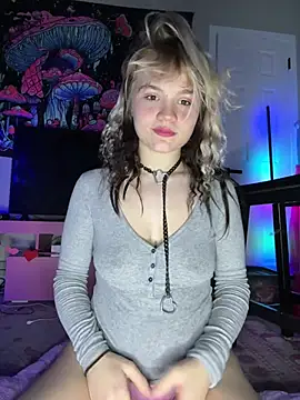 Cutiepiespanks live sex cam