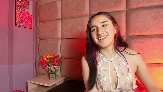 CharlotteStuart's cam snapshot