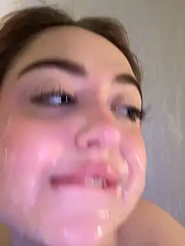 KellyMoors's cam snapshot