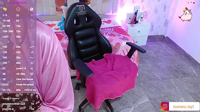 MARIANA_TAY1's cam snapshot