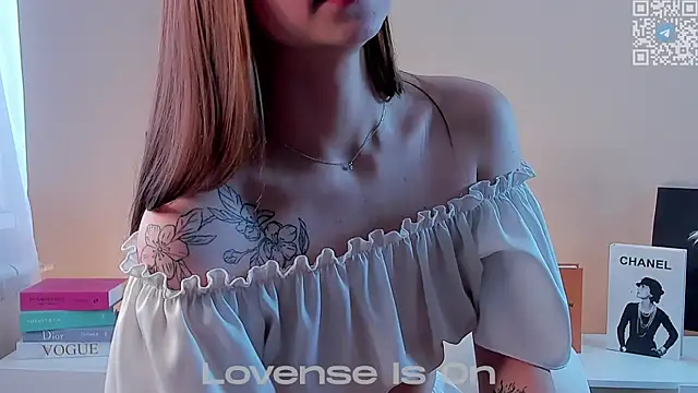 FalineDowlen's cam snapshot