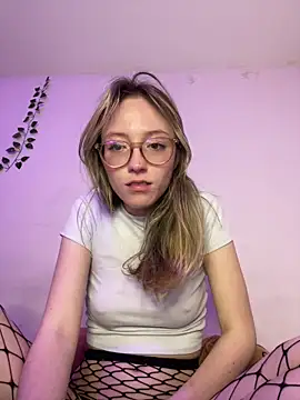 ReenKitty live sex cam