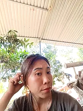 StainedStudy's cam snapshot